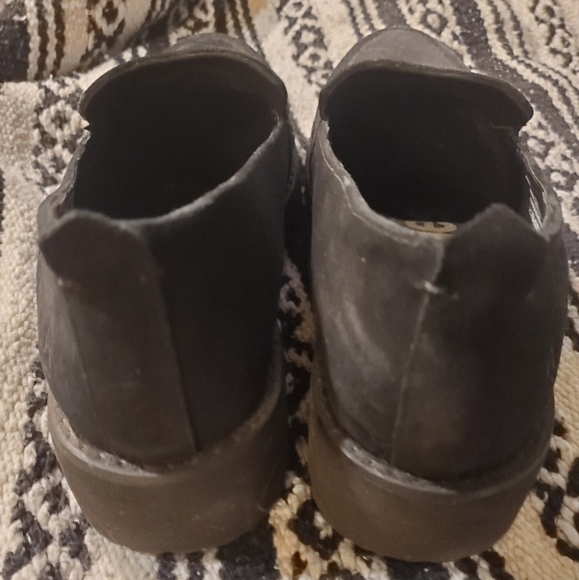 Hush Puppies Loafers - Picture 3 of 4